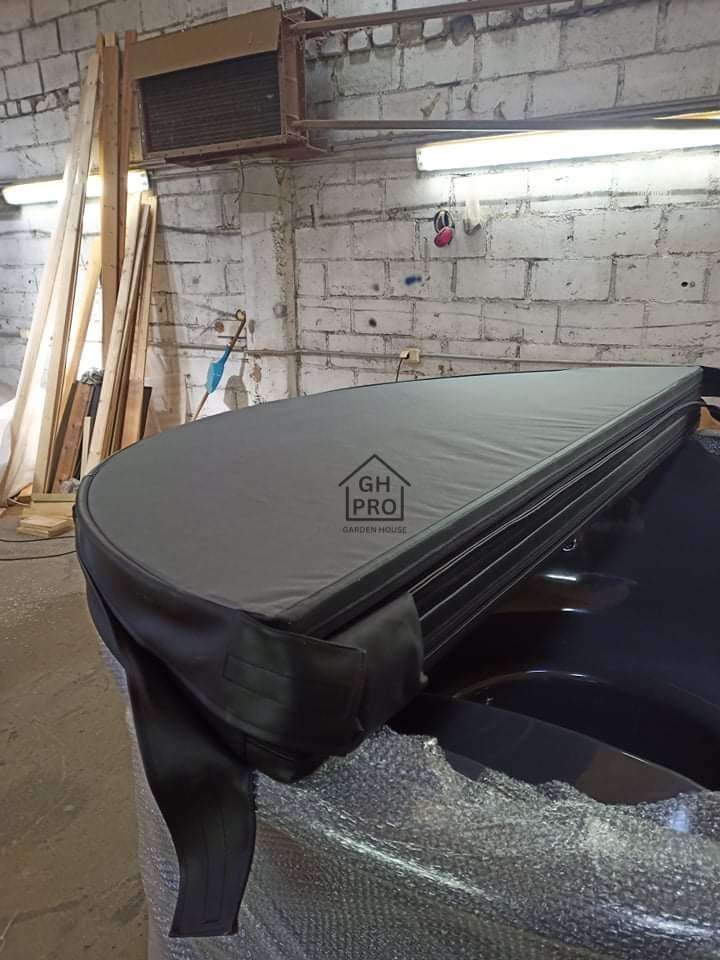 Fiberglass Hot Tubs